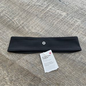 Lululemon Fly Away Tamer Headband